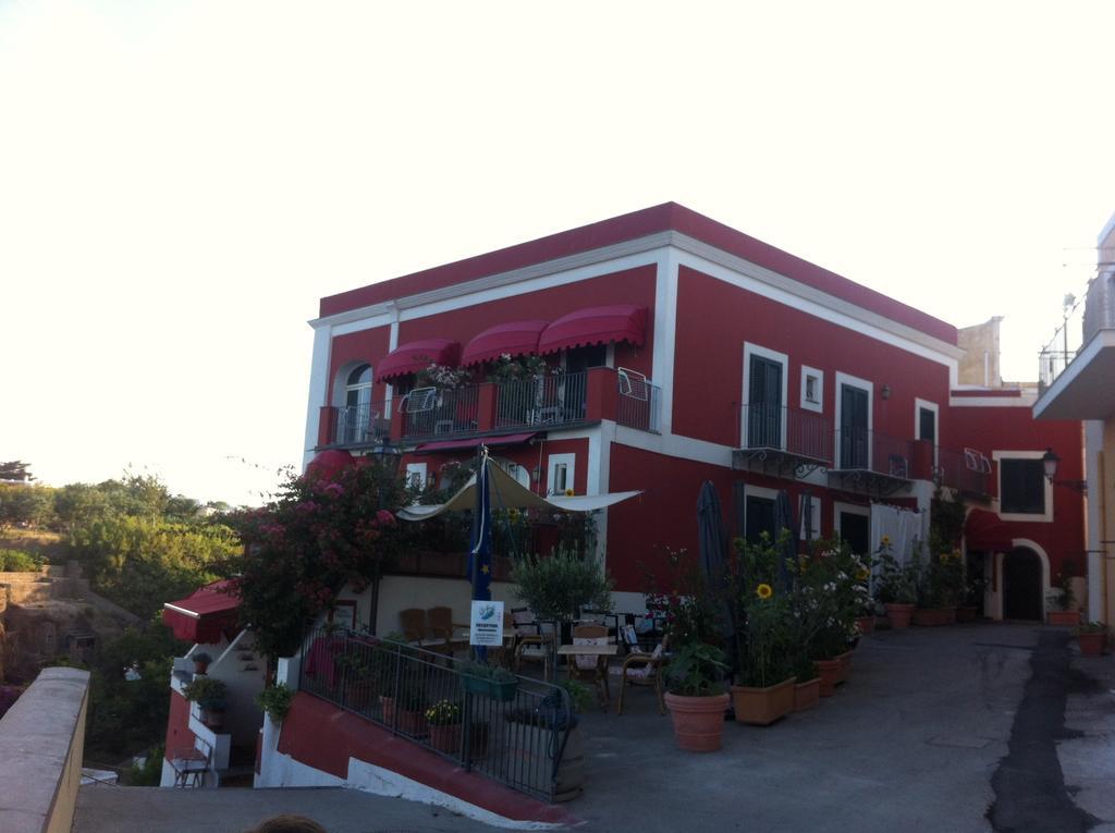 Hotel Villa Iulia เวนโตเตเน ภายนอก รูปภาพ