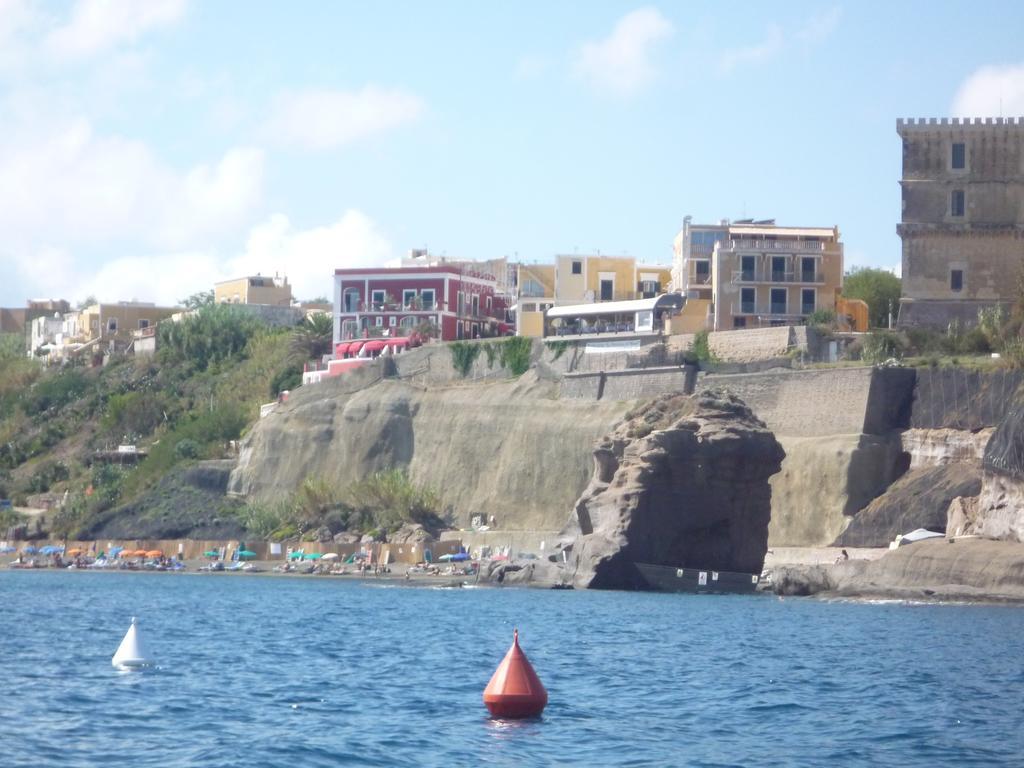 Hotel Villa Iulia เวนโตเตเน ภายนอก รูปภาพ